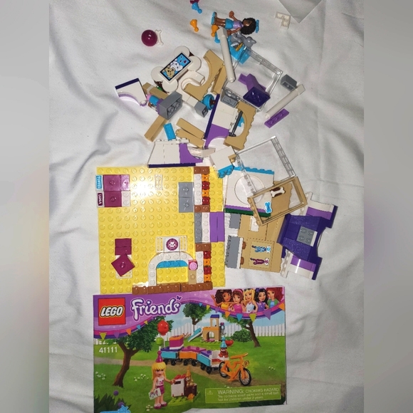 : American Girl mega bloks w/ over 360 pcs & instruction manual Lego friends pcs - Picture 11 of 14